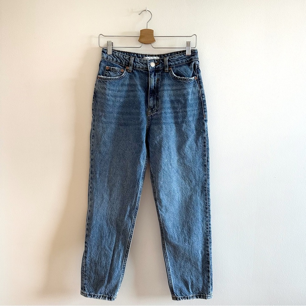 Zara High Waisted 90’s Mom Fit Jeans 6